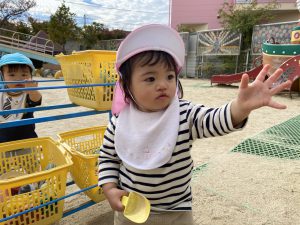 B96641D8-0A07-4CD3-B8A9-3F621FB125C1